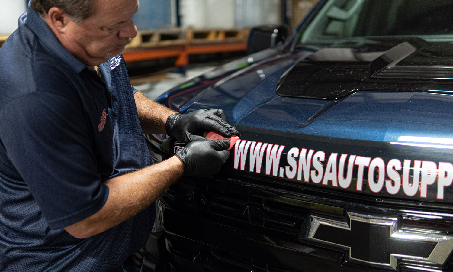 plastic razor blade decal remover