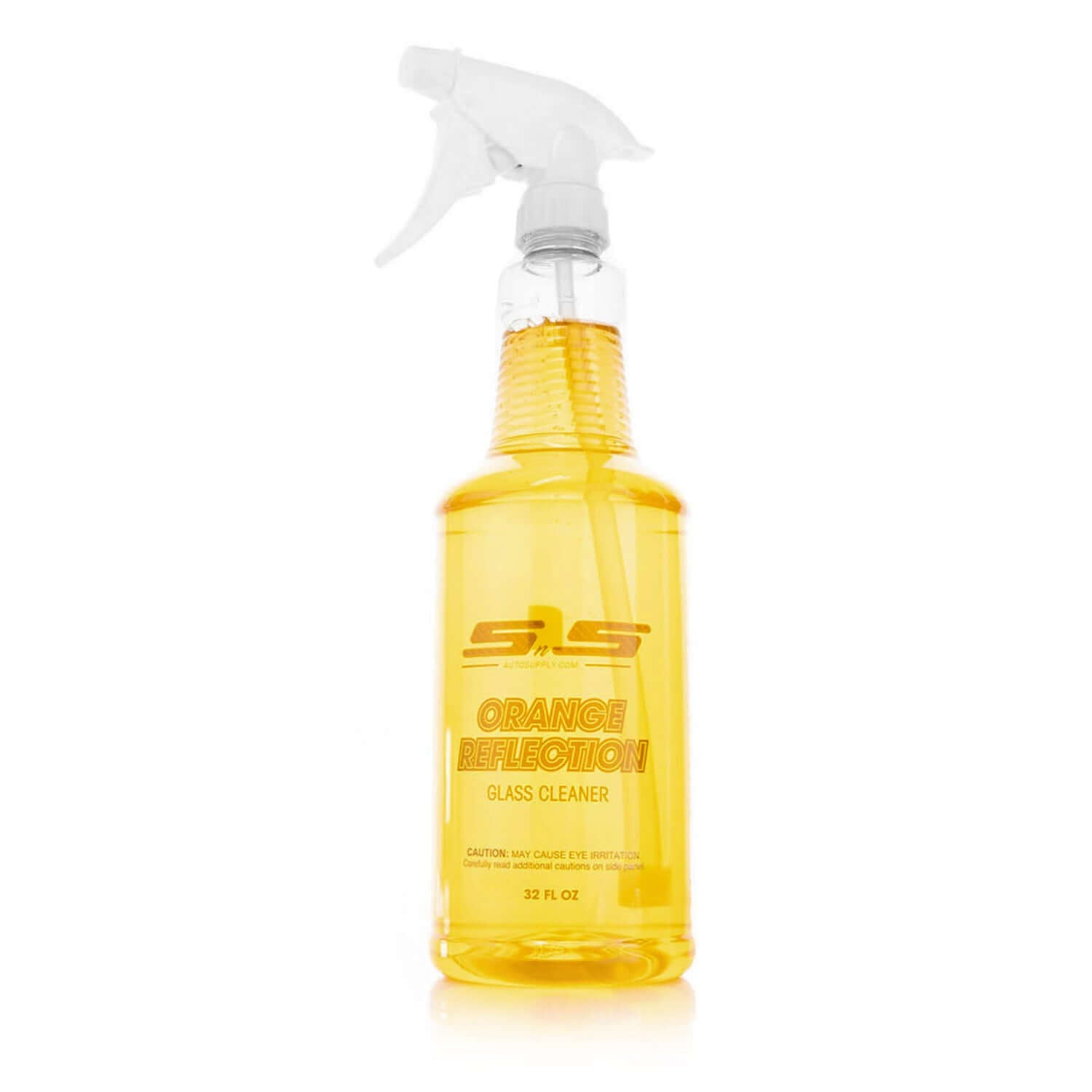 Glass cleaner in spray bottle