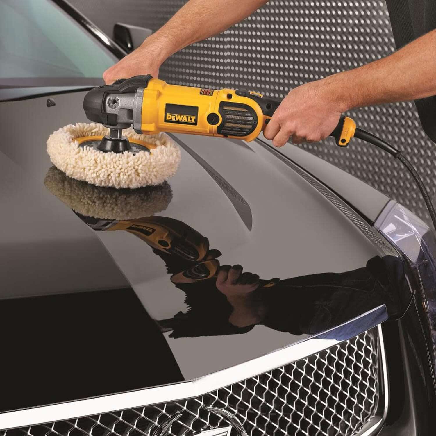 e15 dewalt variable speed buffer with black hood
