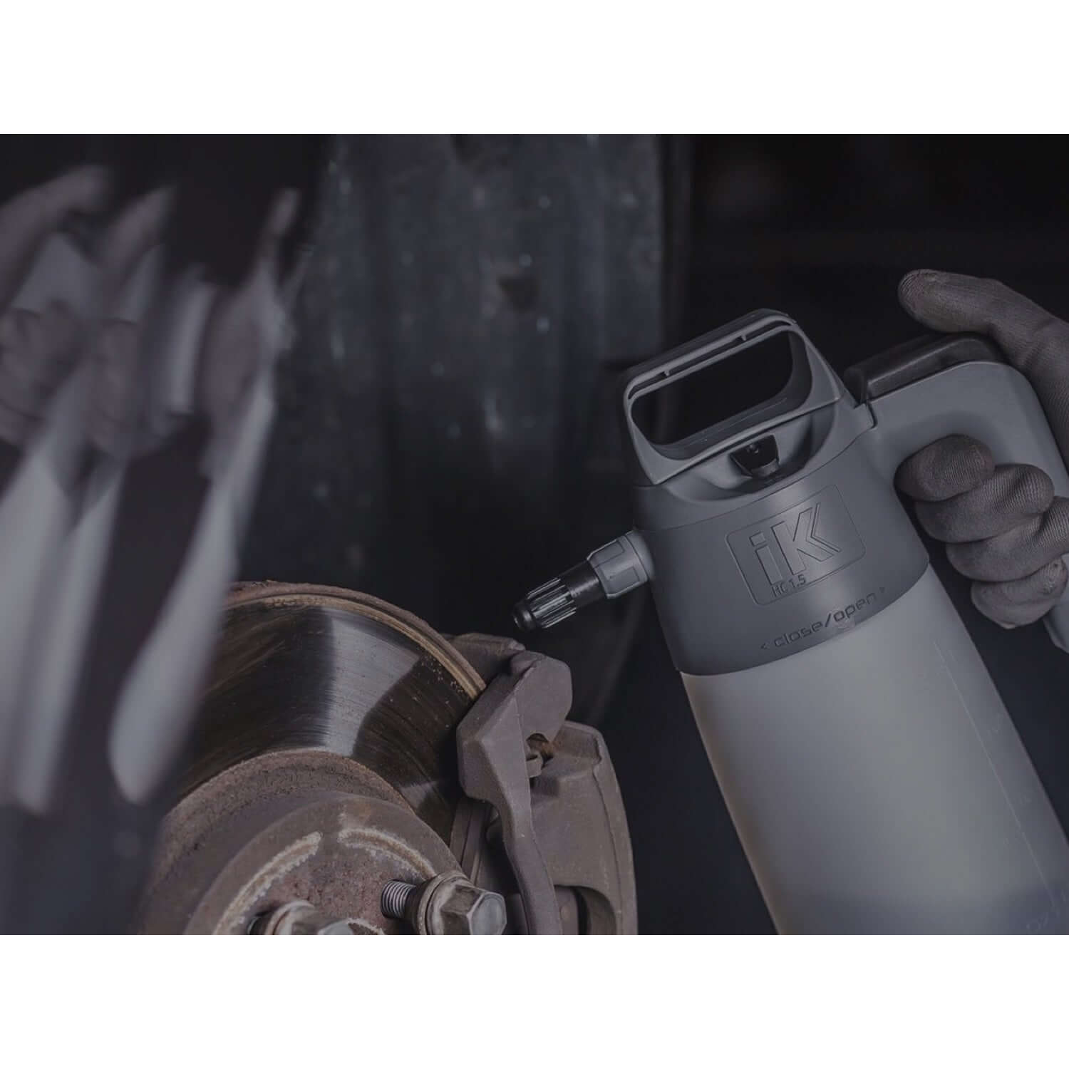 acid resistant sprayer
