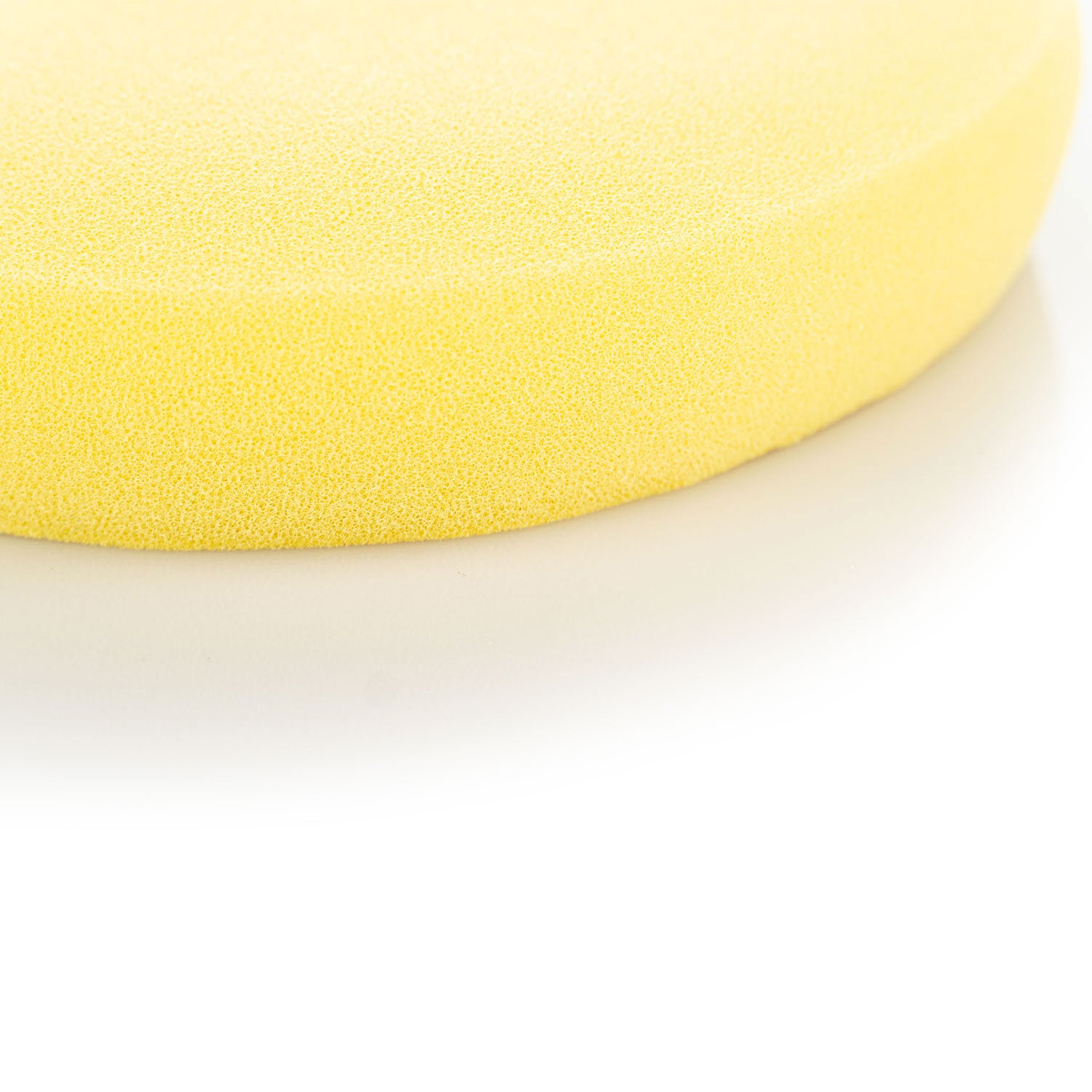stinger-c04-yellow-dome-foam-cutting-pad-close-up