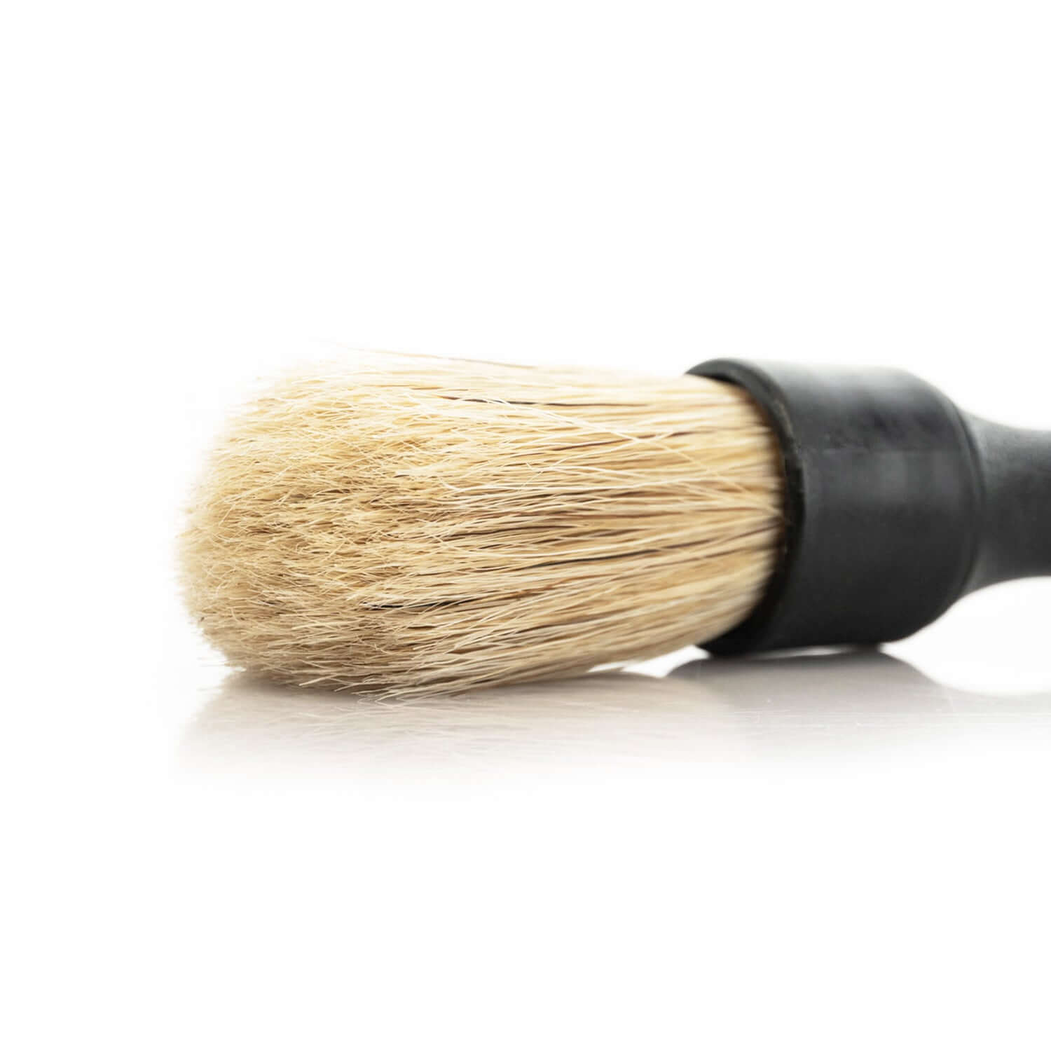 boars-hair brush