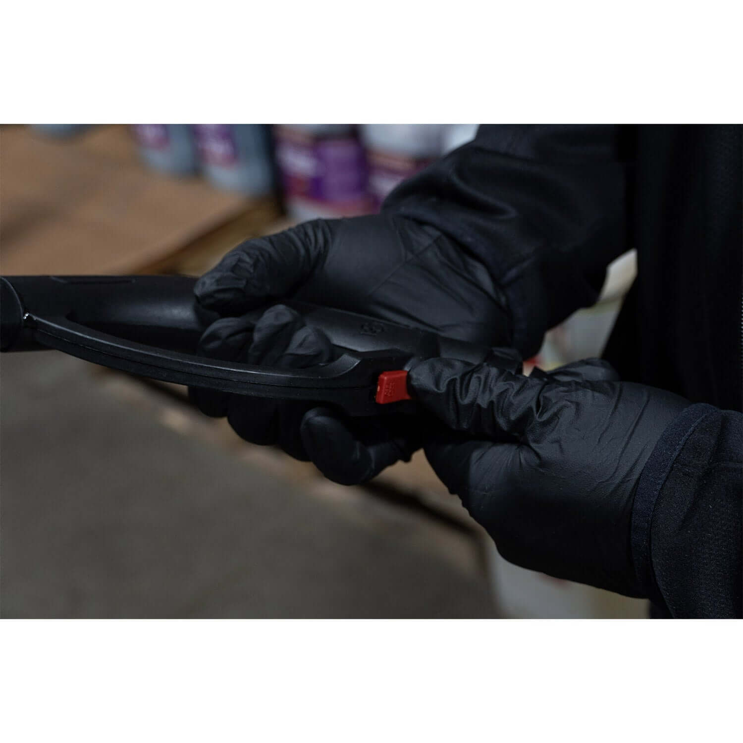 steamer locking switch