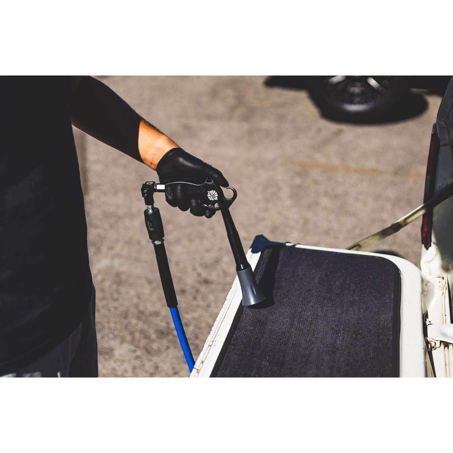 Air Blaster on Car Mat