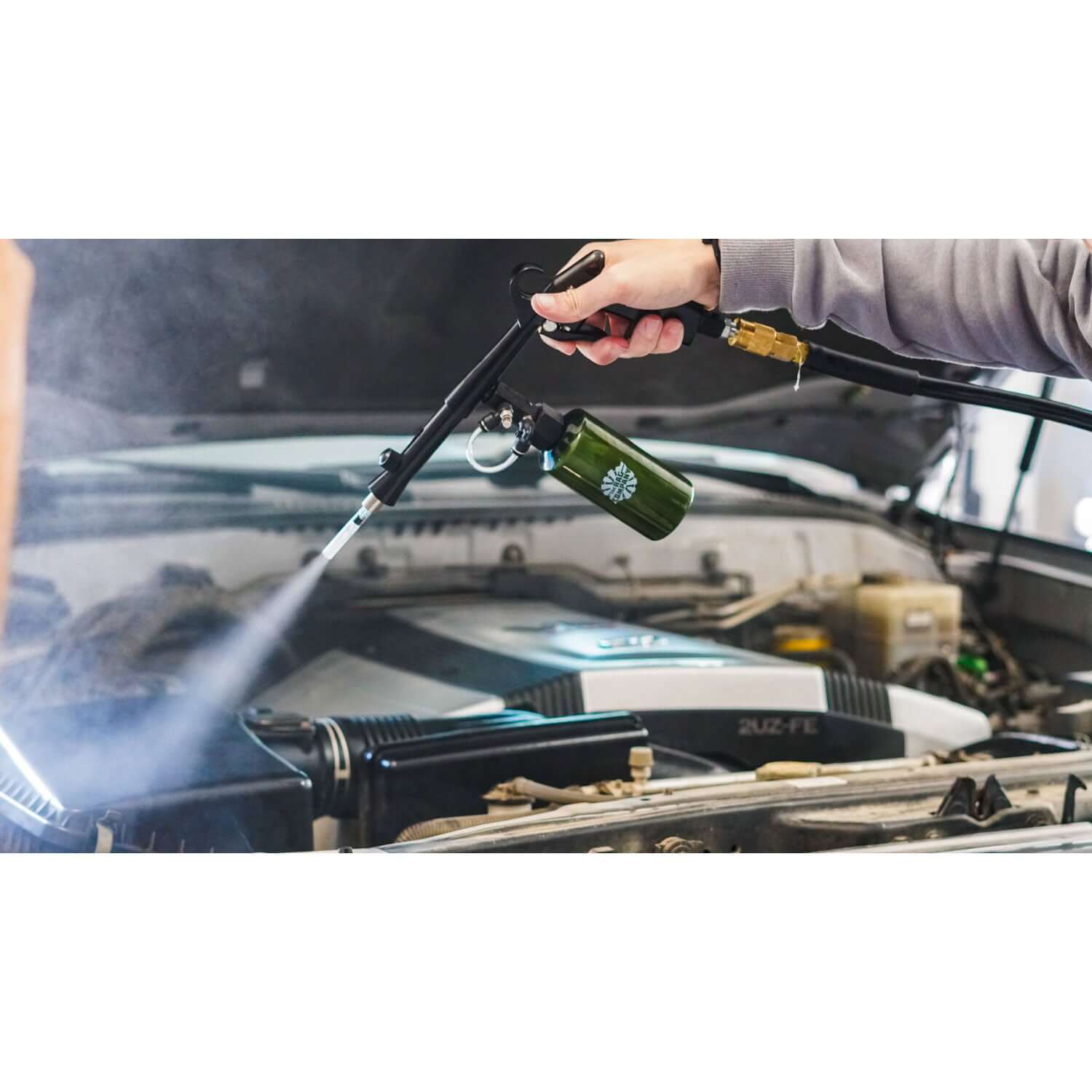 engine dressing sprayer