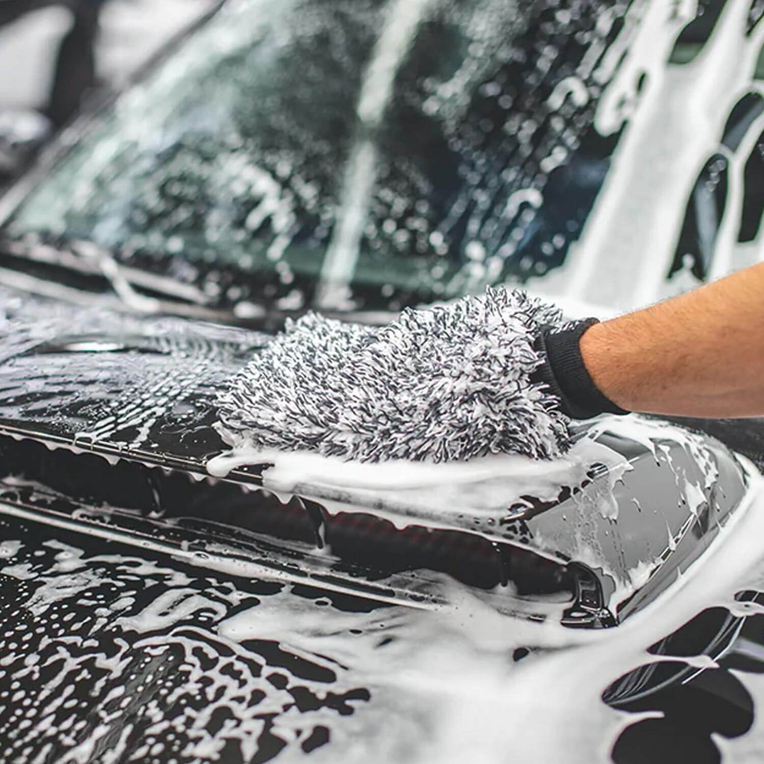 cyclone wash mitt in use