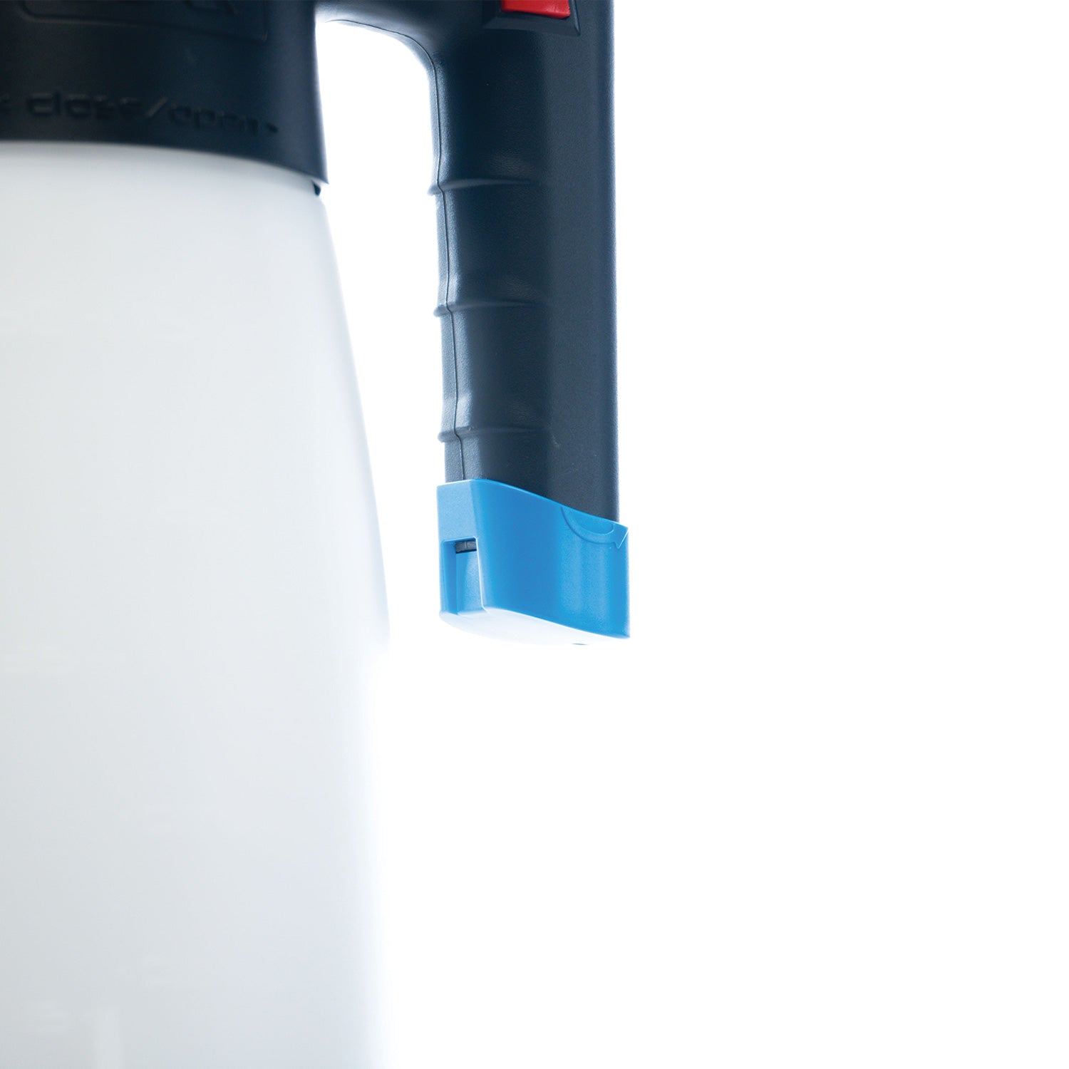 Blue IK Identification tab on an IK Sprayer